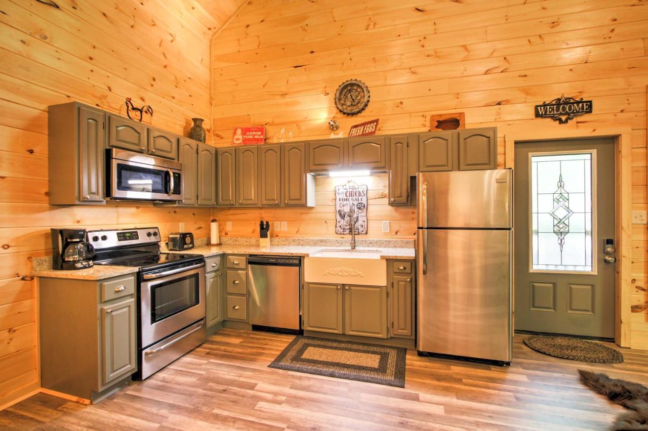Gatlinburg Cabin With Hot Tub 5 Mi To Downtown Dış mekan fotoğraf
