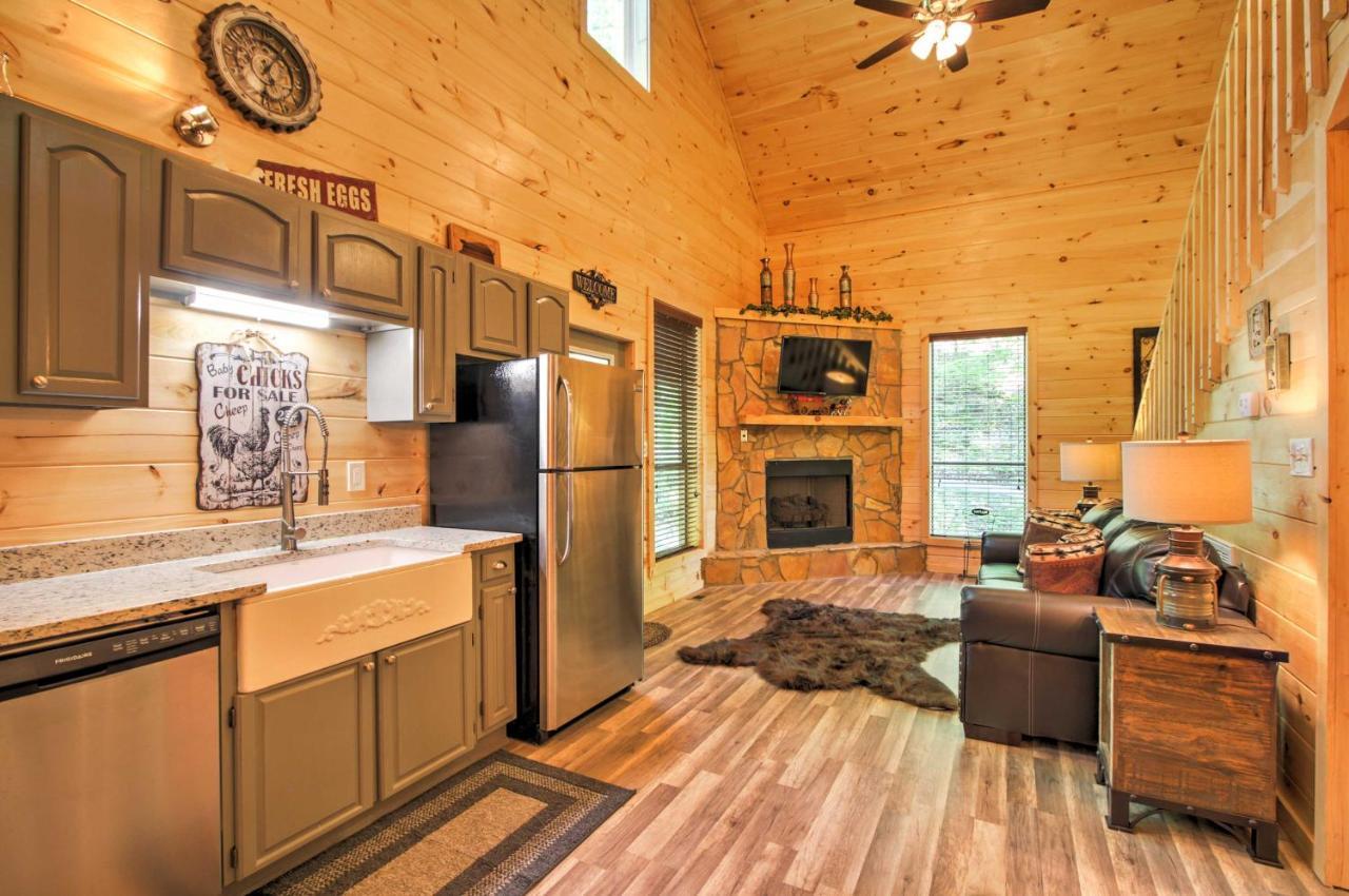Gatlinburg Cabin With Hot Tub 5 Mi To Downtown Dış mekan fotoğraf